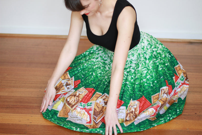 Vintage 1950s Moulin Rouge French Novelty Print Skirt / S/M