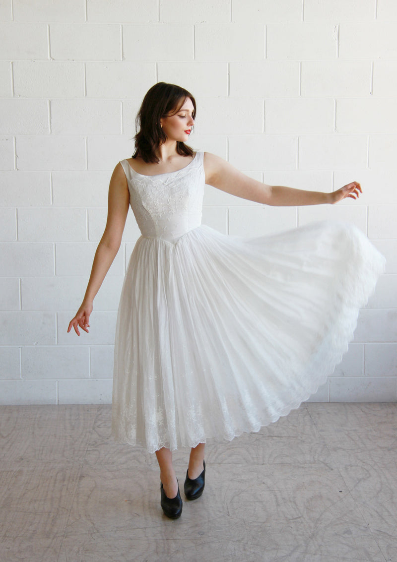 Vintage 1950s White Eyelet Ballerina Dress / The YVES Dress / XS/S