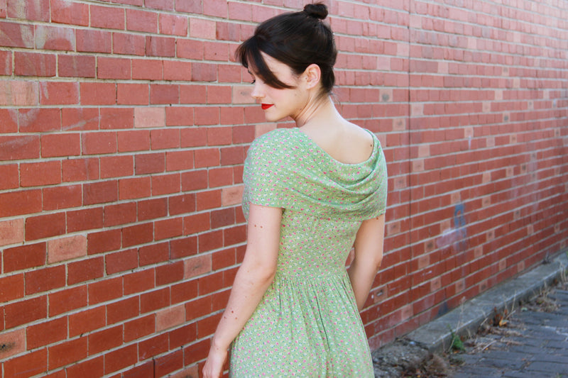 Vintage 1940s Green Daisy Floral Dress / S