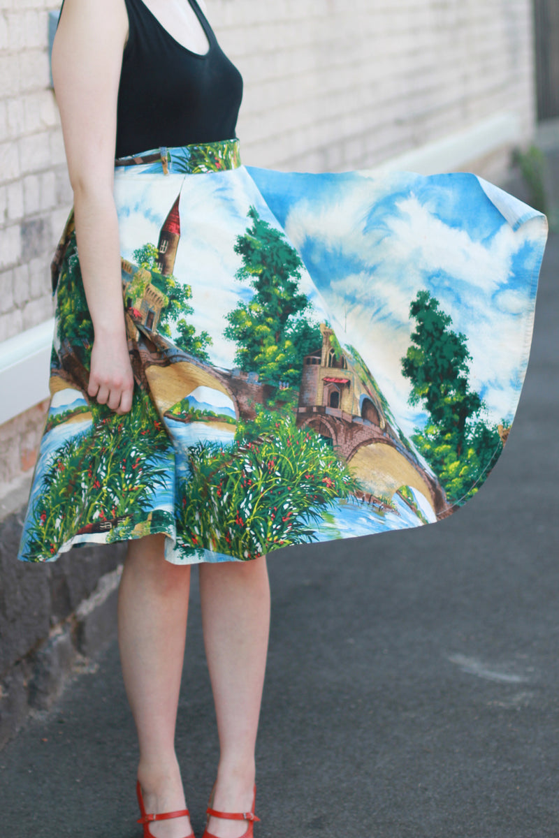 Vintage 1950s Magical Castle Landscape Skirt / Full Cotton Skirt / XS/S