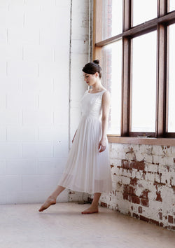 Vintage 1960s White Ballerina Dress / The MARGOT Dress / XS/S – Sarah & Ludo Vintage 1960s White Ballerina Dress / The MARGOT Dress / XS/S – Sarah & Ludo