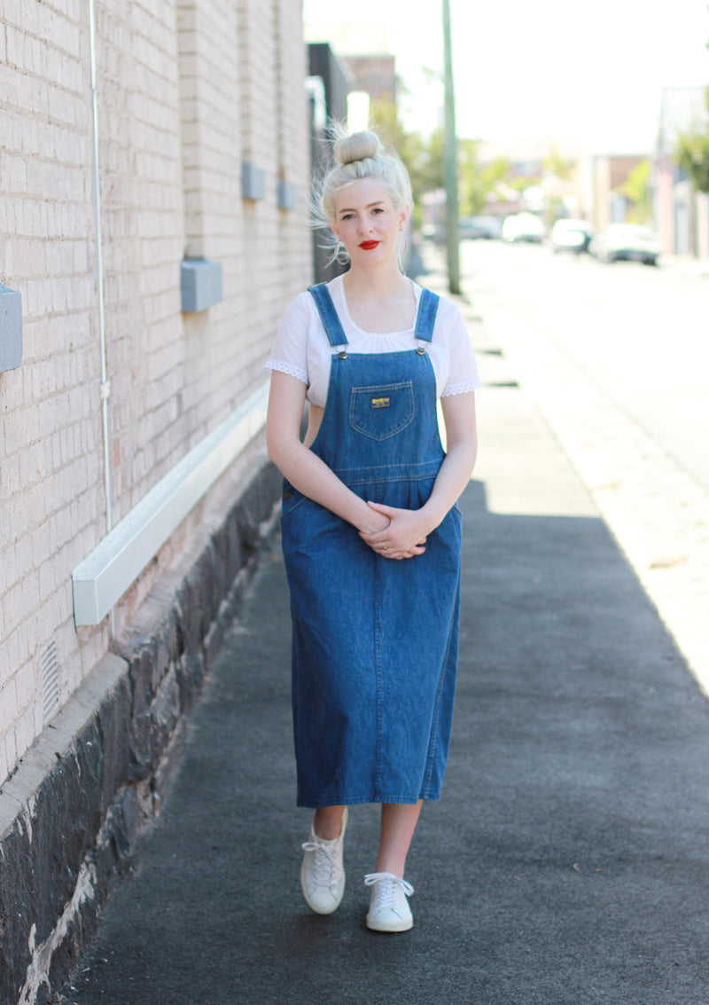 Vintage 1970s Osh Kosh Denim Pinafore Dress / Overalls Dress / Large Sarah & Ludo Vintage 1970s Osh Kosh Denim Pinafore Dress / Overalls Dress / Large Sarah & Ludo