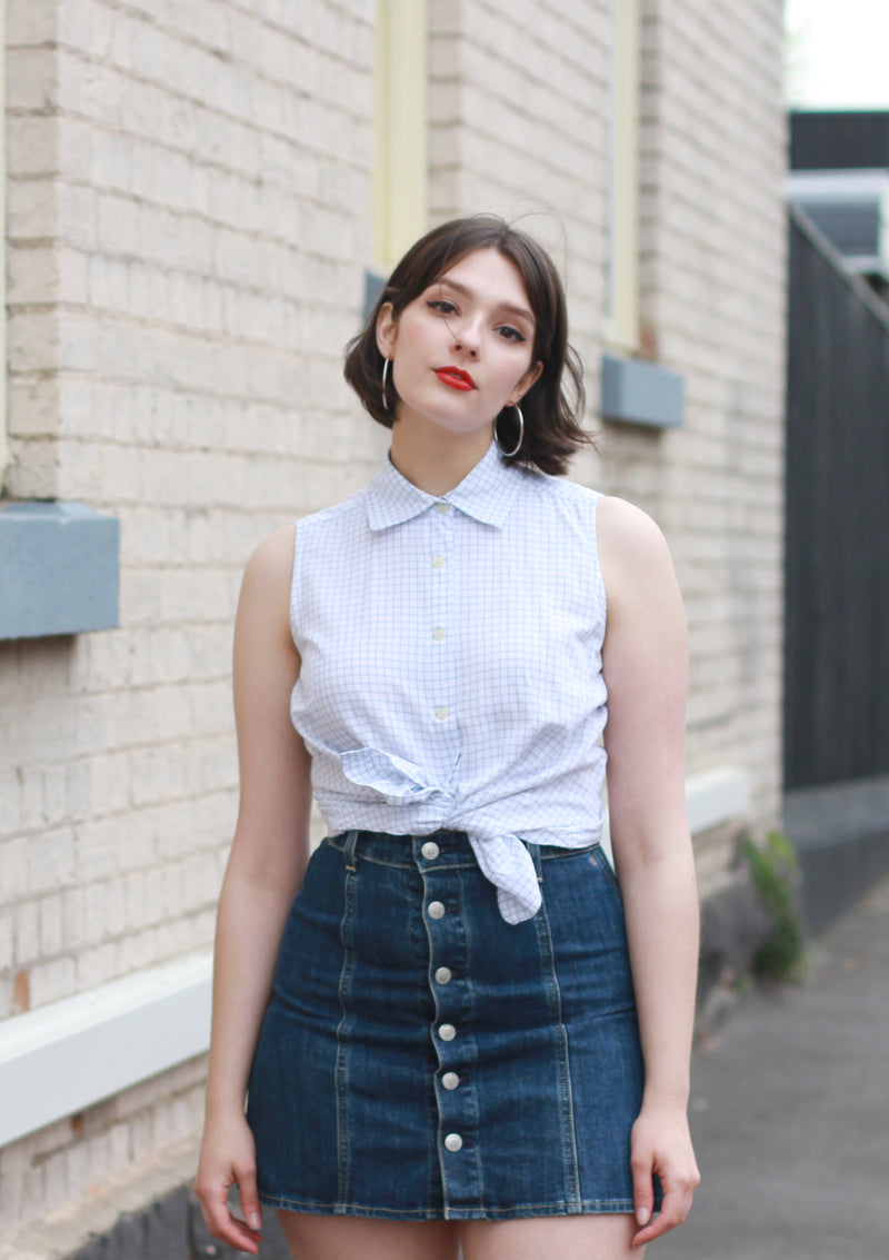Vintage White Blue Plaid Button Up Sleeveless Shirt / M – Sarah & Ludo Vintage White Blue Plaid Button Up Sleeveless Shirt / M – Sarah & Ludo